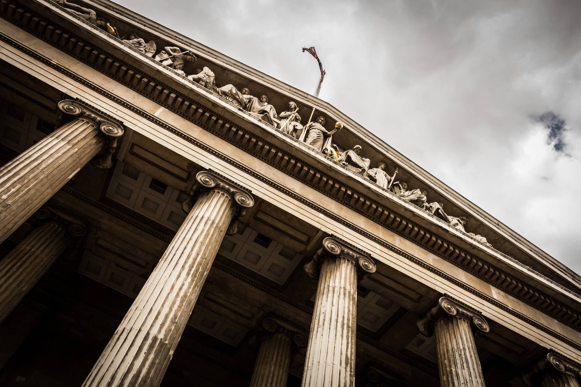 Is it only Solicitors that can undertake probate